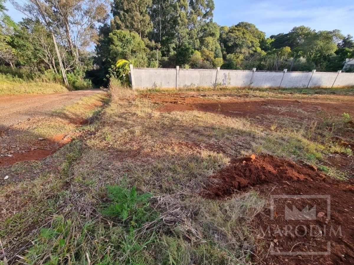Terreno com 323m², Nao suíte, no bairro Jardim do Sol em Marau