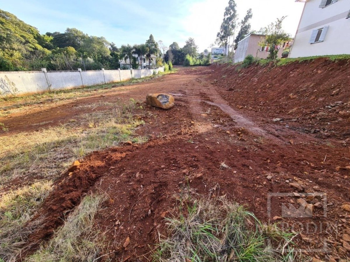 Terreno com 323m², Nao suíte, no bairro Jardim do Sol em Marau