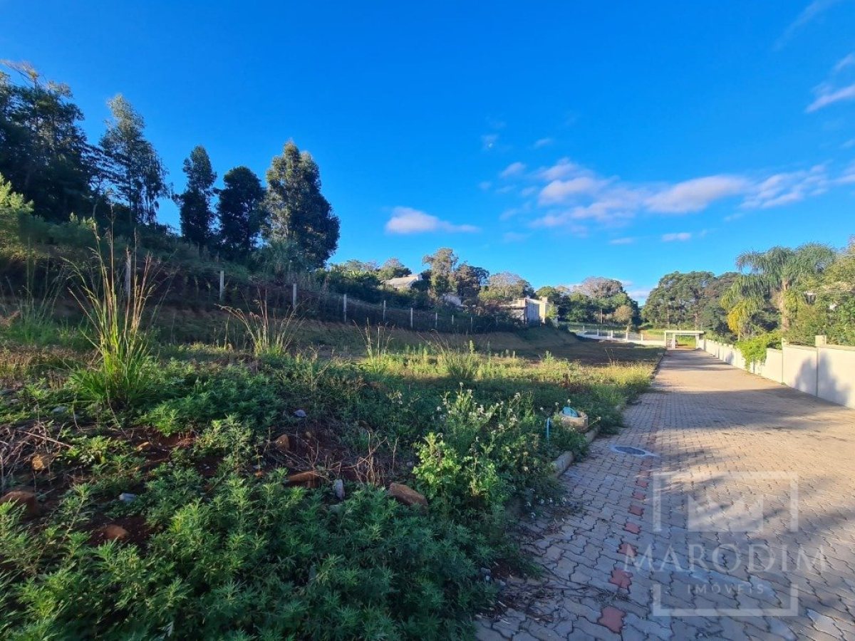 Terreno com 323m², Nao suíte, no bairro Jardim do Sol em Marau