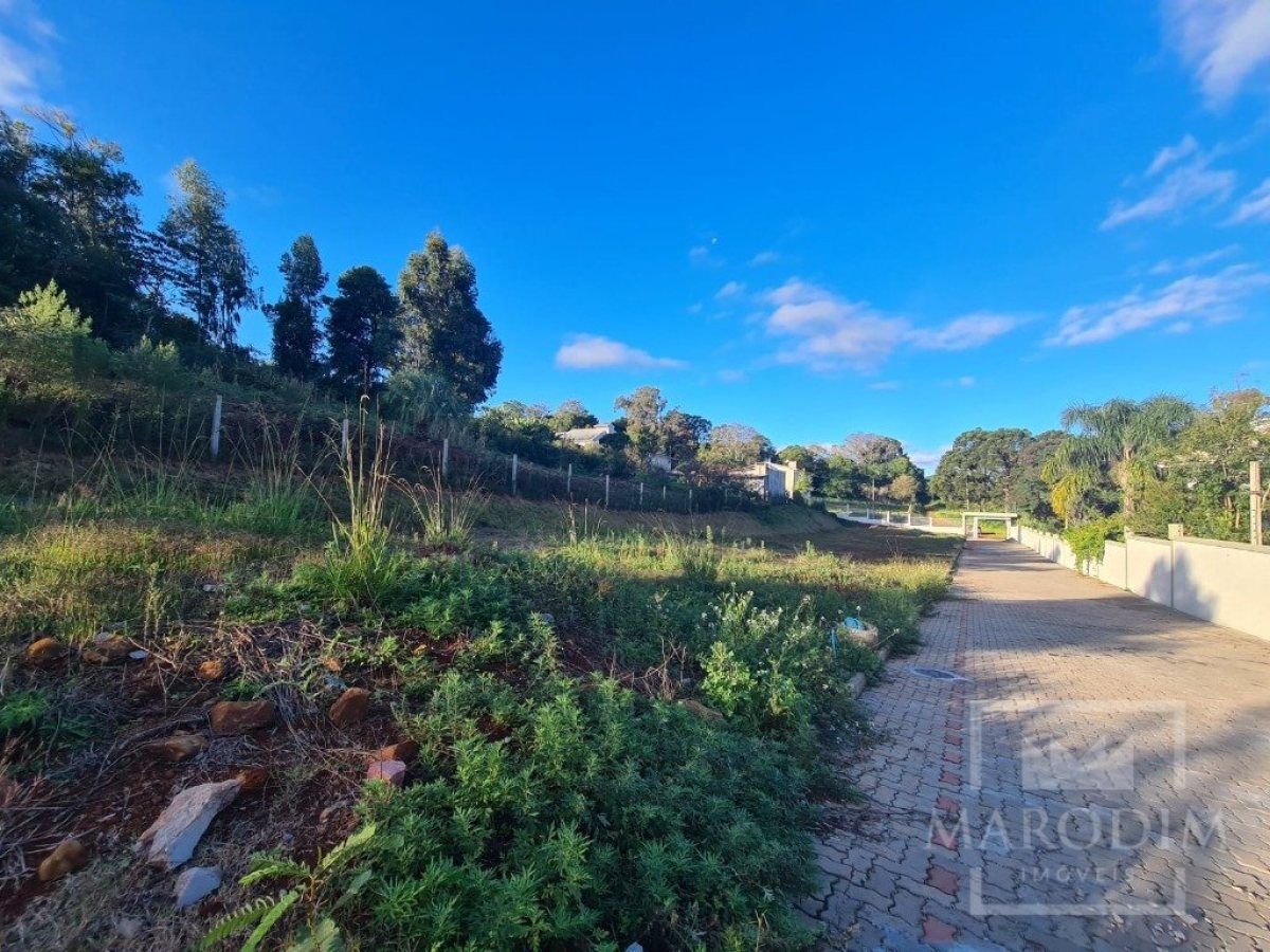Terreno com 323m², Nao suíte, no bairro Jardim do Sol em Marau
