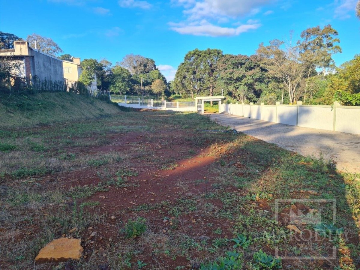 Terreno com 323m², Nao suíte, no bairro Jardim do Sol em Marau