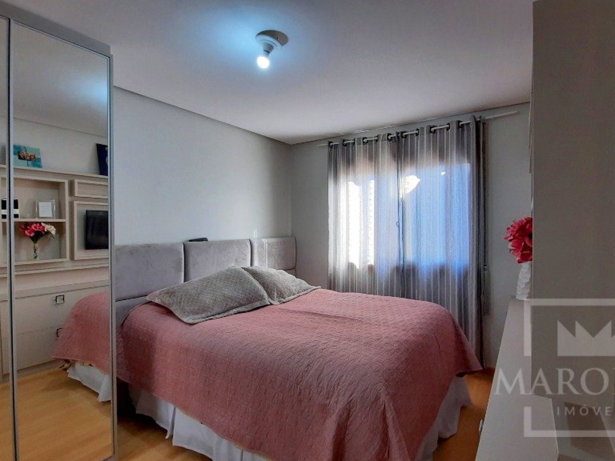 Apartamento com 82m², 2 dormitórios, Sim suíte, 2 vagas, no bairro Centro em Marau