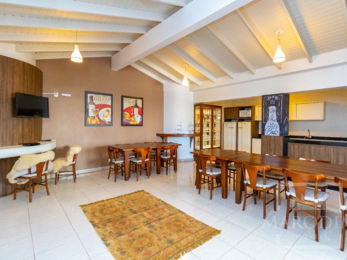 Apartamento com 82m², 2 dormitórios, Sim suíte, 2 vagas, no bairro Centro em Marau