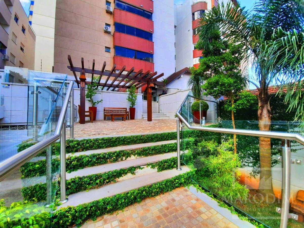 Apartamento com 82m², 2 dormitórios, Sim suíte, 2 vagas, no bairro Centro em Marau