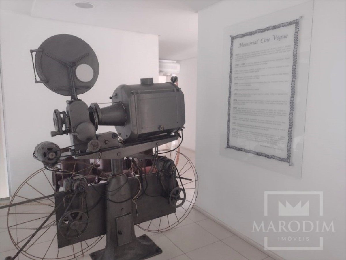 Salas/Conjuntos com 750m², Nao suíte, no bairro Centro em Marau