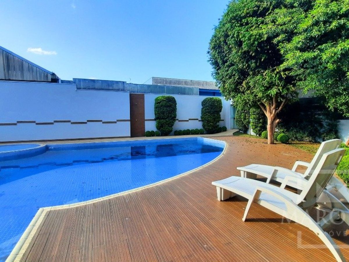 Apartamento com 158m², 3 dormitórios, Sim suíte, 2 vagas, no bairro Centro em Marau