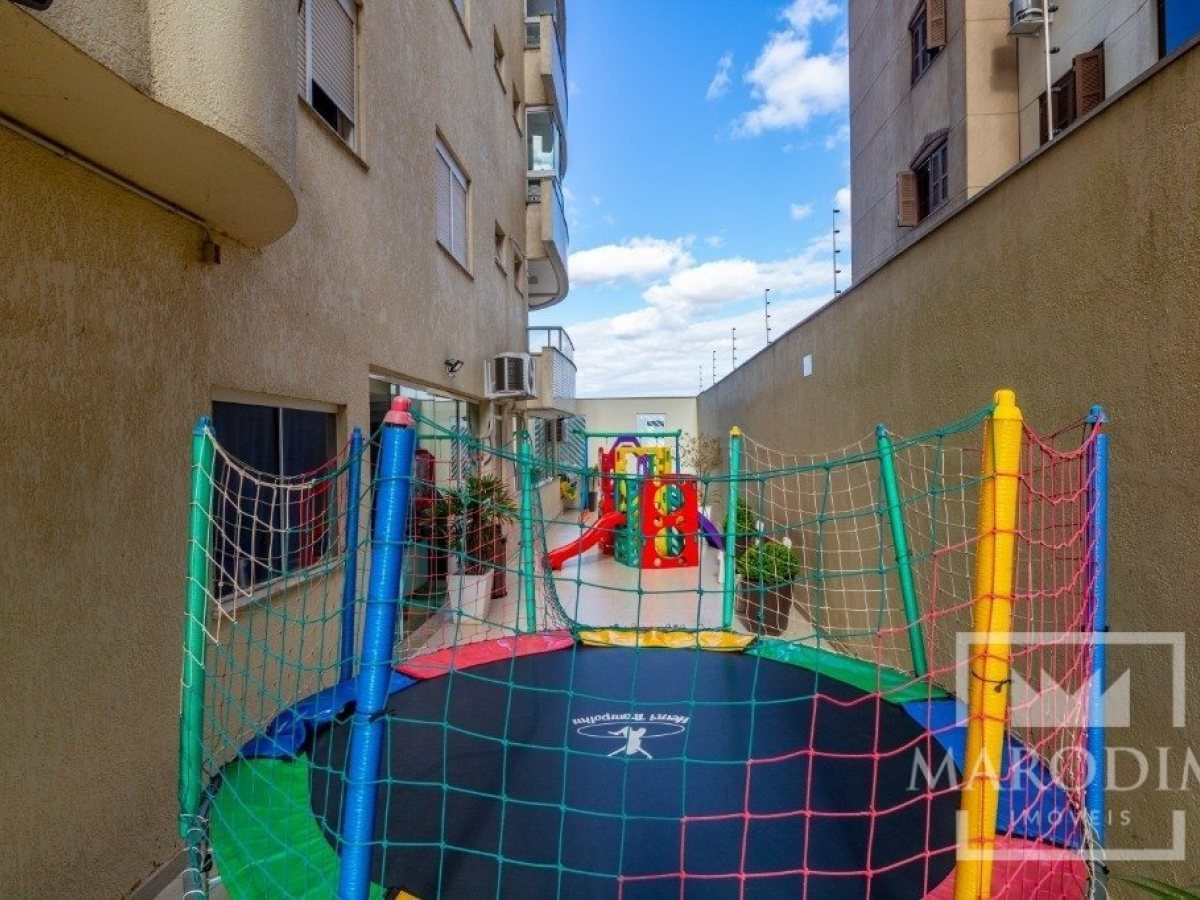 Apartamento com 158m², 3 dormitórios, Sim suíte, 2 vagas, no bairro Centro em Marau