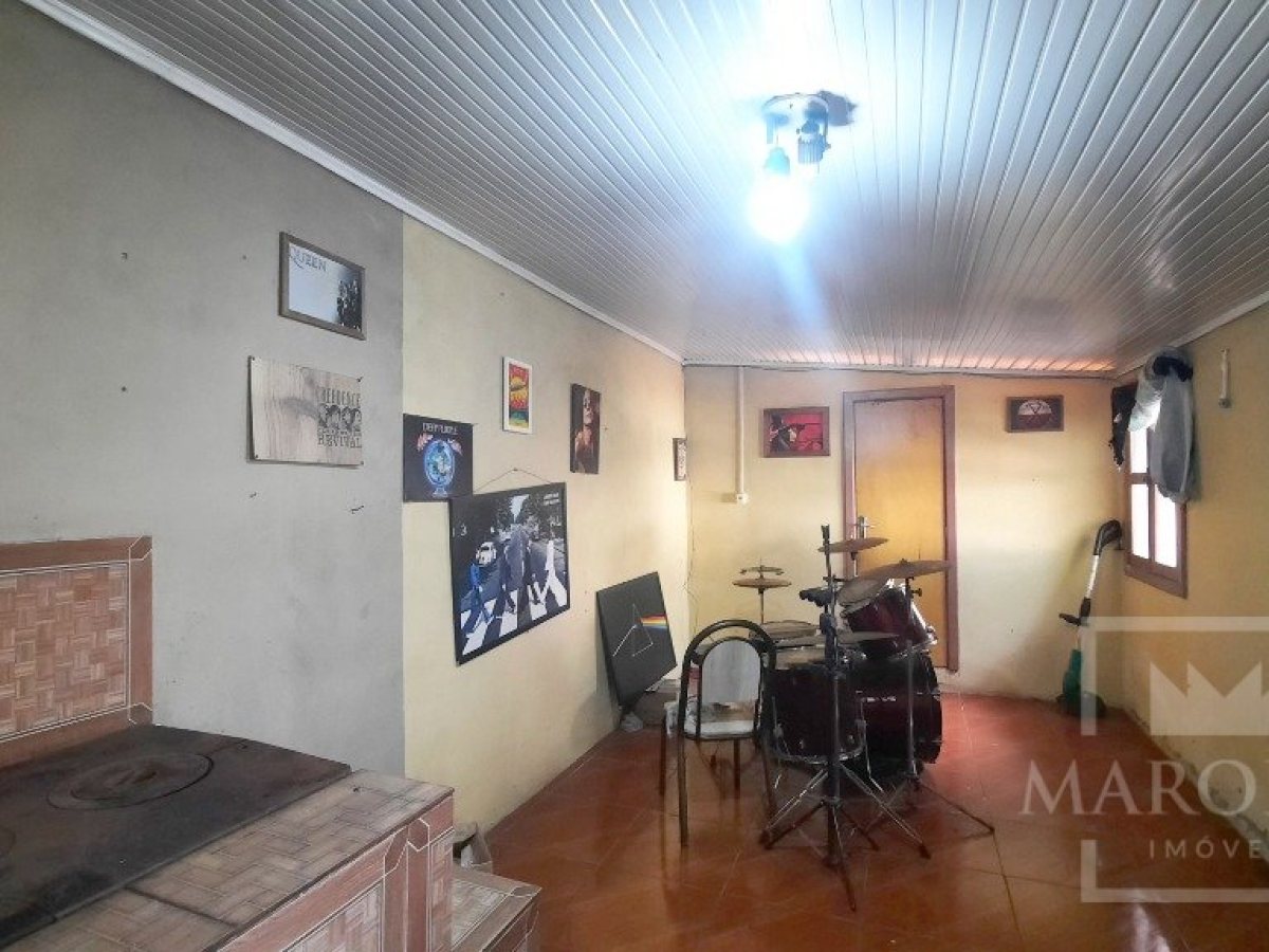 Casa com 83m², 3 dormitórios, Nao suíte, 2 vagas, no bairro Loteamento Busnello em Marau