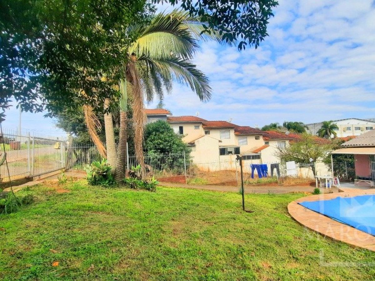 Casa com 83m², 3 dormitórios, Nao suíte, 2 vagas, no bairro Loteamento Busnello em Marau