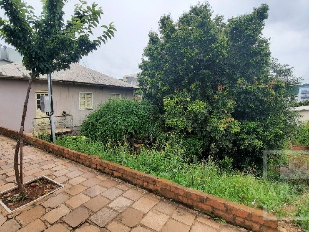 Terreno com 1264m², Nao suíte, no bairro Centro em Marau