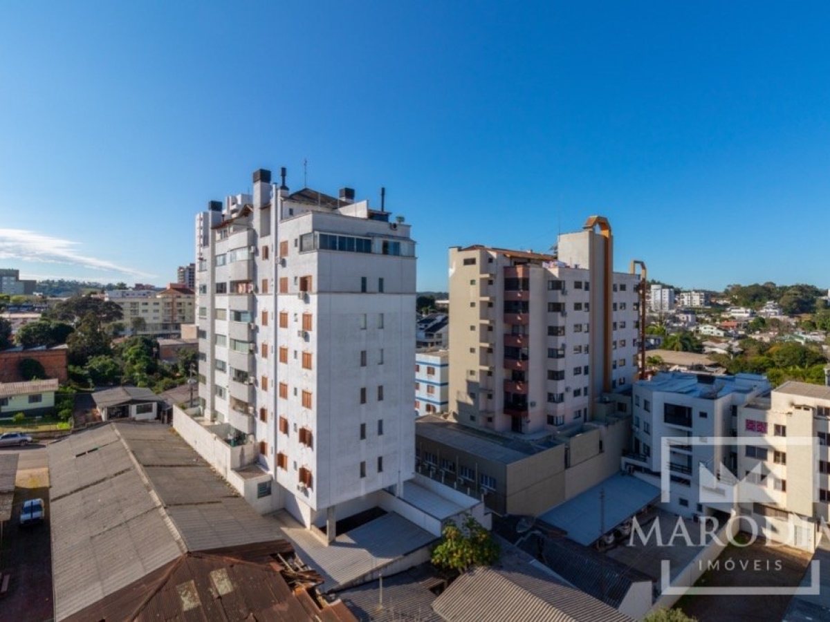 Apartamento com 110m², 2 dormitórios, Sim suíte, 2 vagas, no bairro Centro em Marau