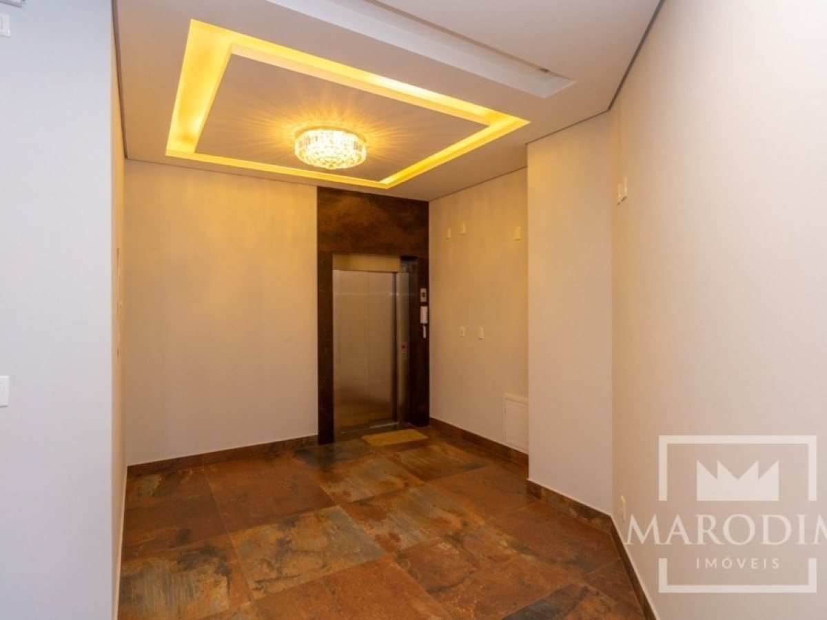 Apartamento com 110m², 2 dormitórios, Sim suíte, 2 vagas, no bairro Centro em Marau