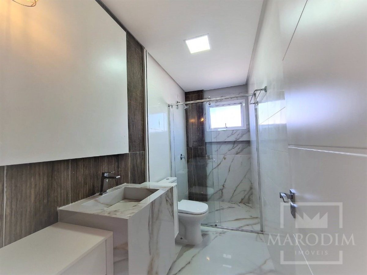 Apartamento com 110m², 2 dormitórios, Sim suíte, 2 vagas, no bairro Centro em Marau