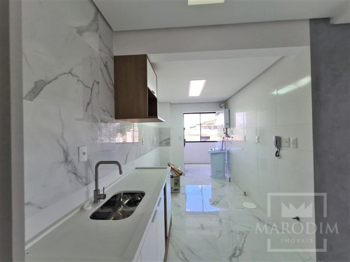 Apartamento com 110m², 2 dormitórios, Sim suíte, 2 vagas, no bairro Centro em Marau
