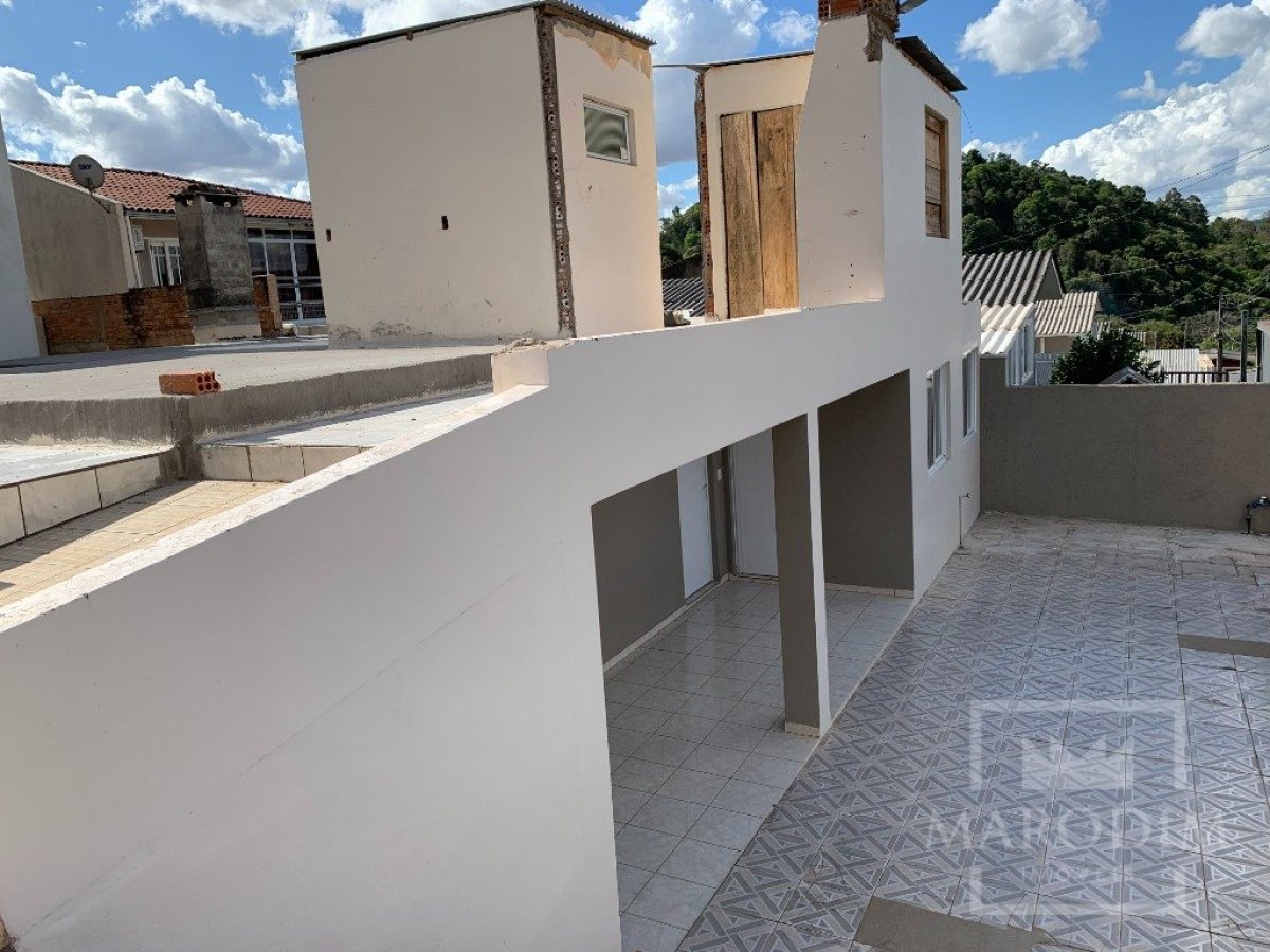 Casa com 90m², 3 dormitórios, Nao suíte, 2 vagas, no bairro Progresso em Marau