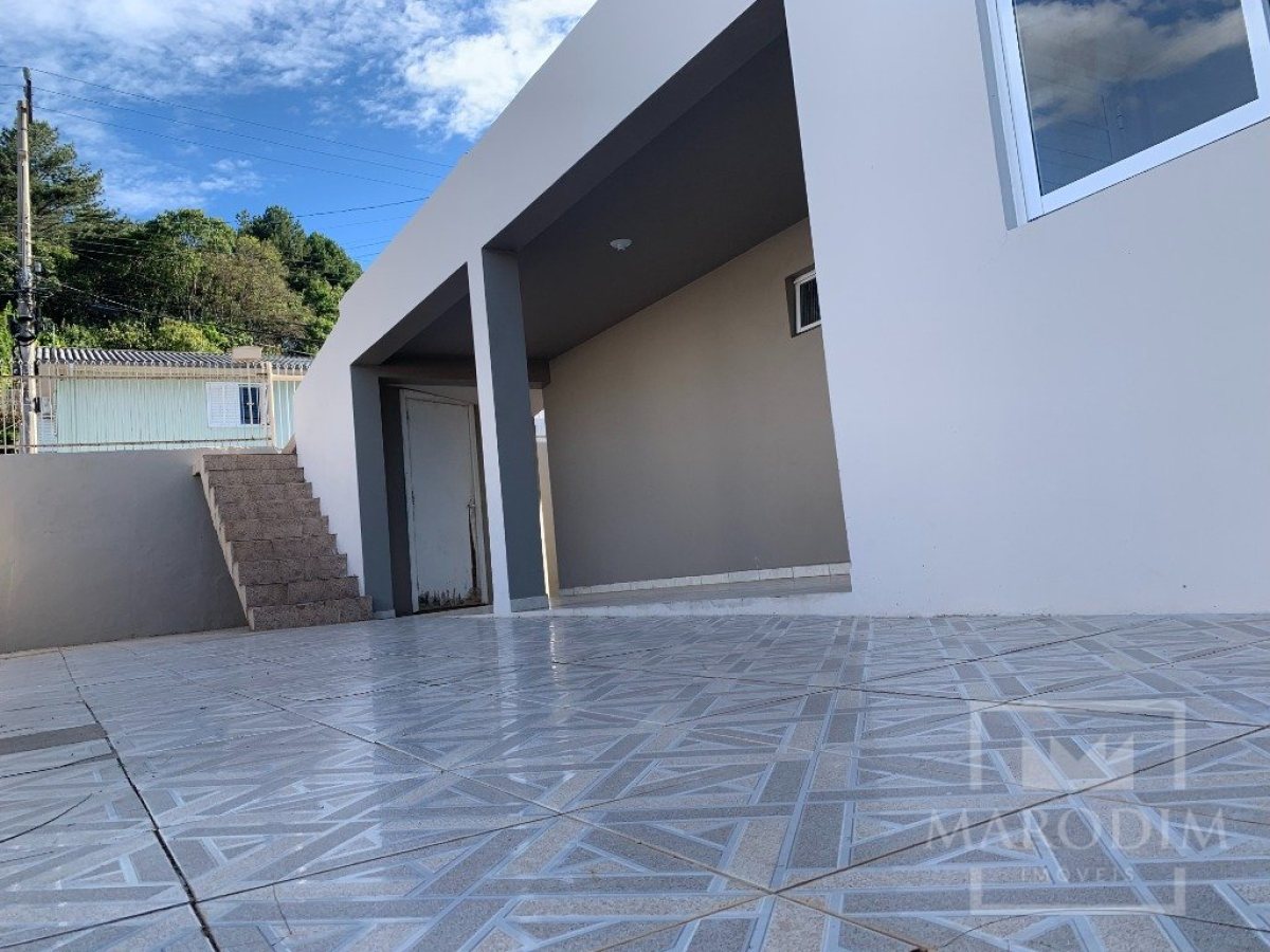 Casa com 90m², 3 dormitórios, Nao suíte, 2 vagas, no bairro Progresso em Marau