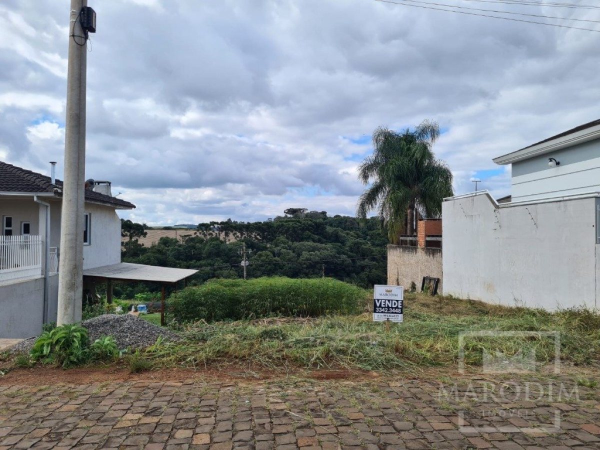 Terreno com 325m², Nao suíte, no bairro Jardim  América em Marau