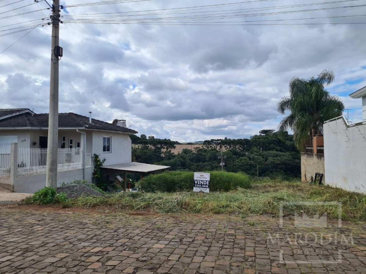 Terreno com 325m², Nao suíte, no bairro Jardim  América em Marau