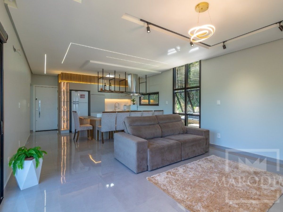 Casa com 269m², 3 dormitórios, Sim suíte, 2 vagas, no bairro Loteamento Santin em Marau