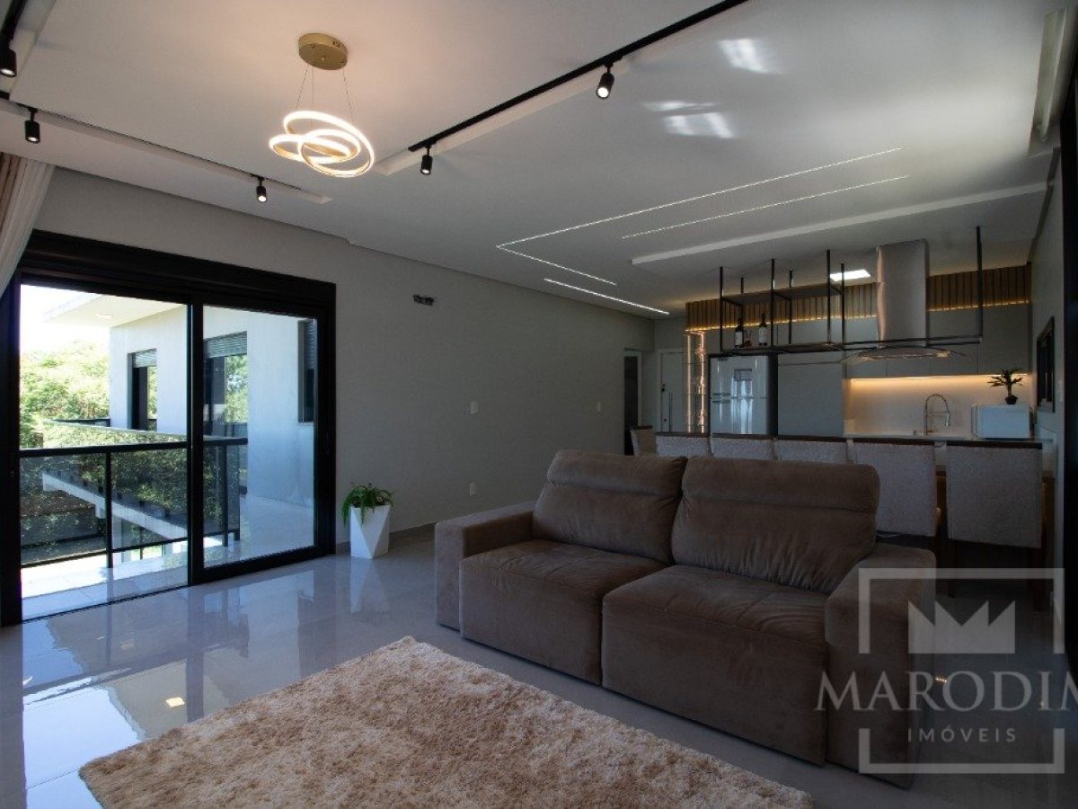 Casa com 269m², 3 dormitórios, Sim suíte, 2 vagas, no bairro Loteamento Santin em Marau