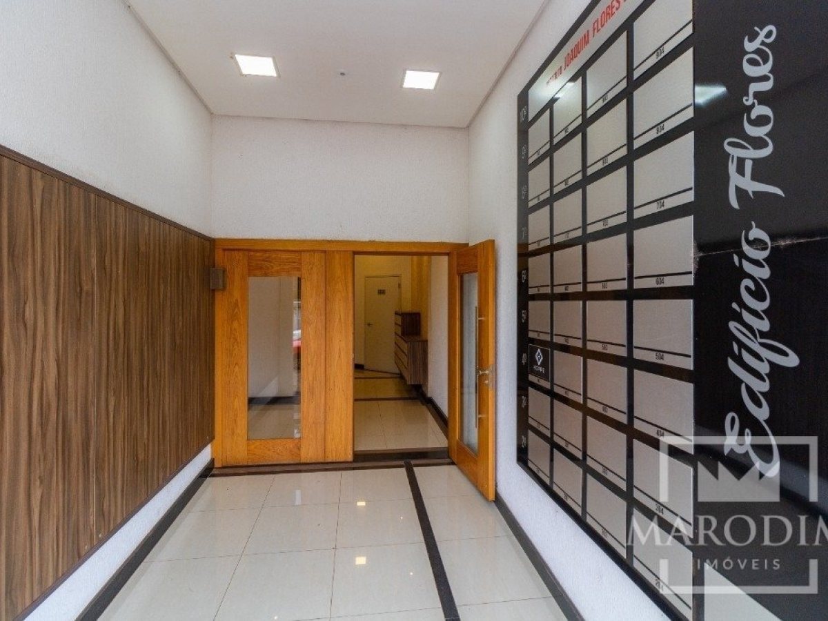 Salas/Conjuntos com 83m², Nao suíte, no bairro Centro em Marau