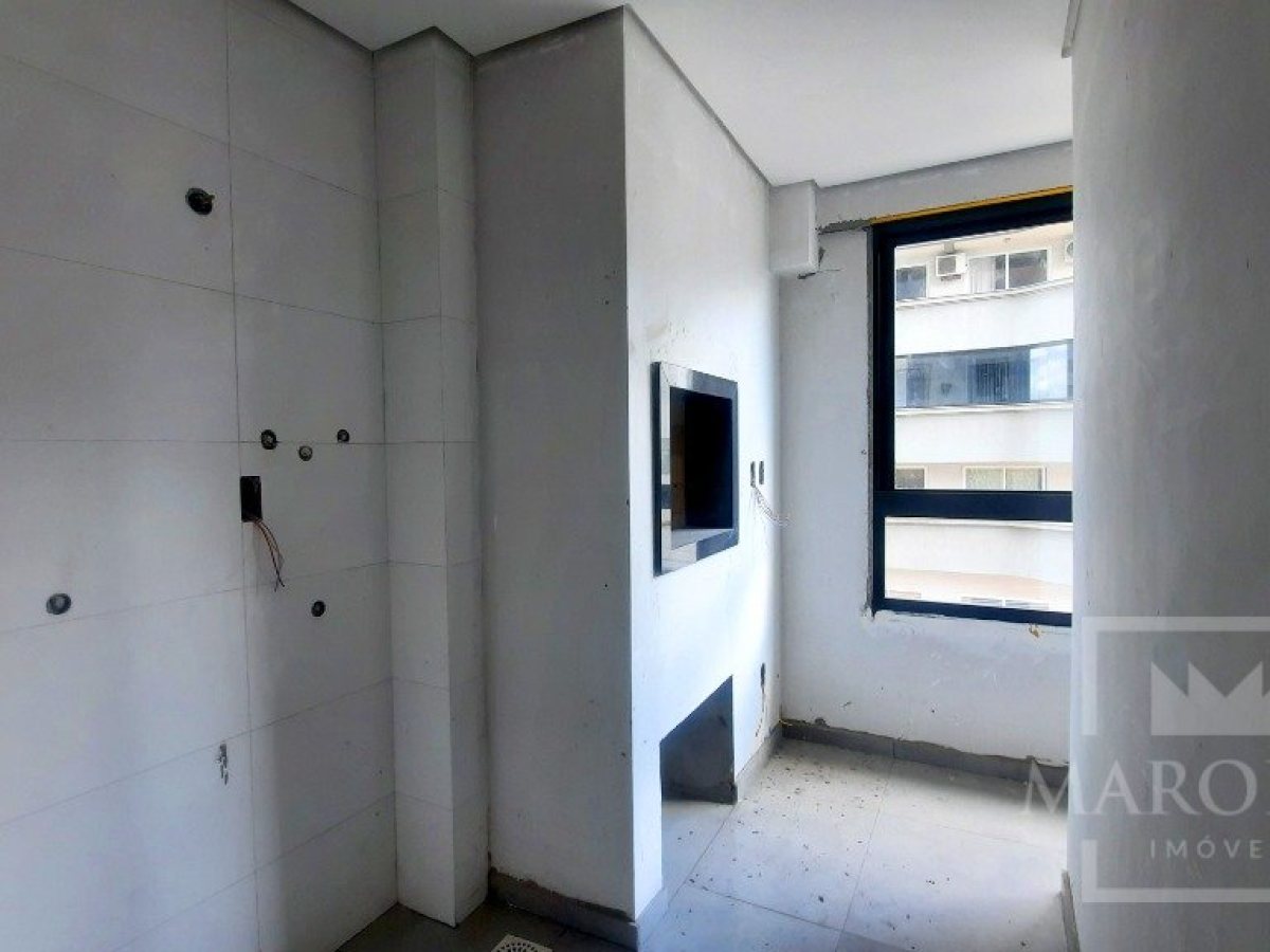 Apartamento com 66m², 2 dormitórios, Nao suíte, 1 vaga, no bairro Centro em Marau
