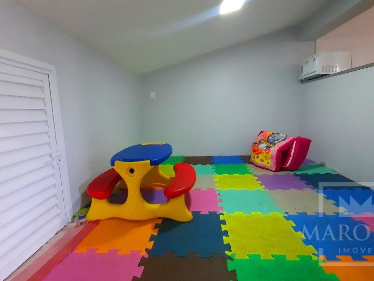 Cobertura com 156m², 3 dormitórios, Nao suíte, 2 vagas, no bairro Centro em Marau