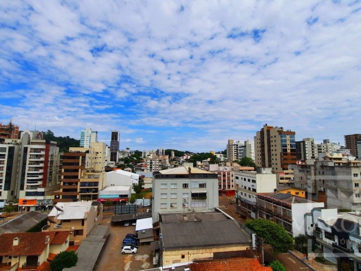Cobertura com 156m², 3 dormitórios, Nao suíte, 2 vagas, no bairro Centro em Marau