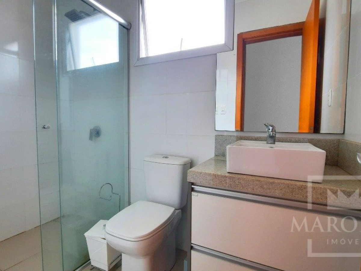 Cobertura com 156m², 3 dormitórios, Nao suíte, 2 vagas, no bairro Centro em Marau