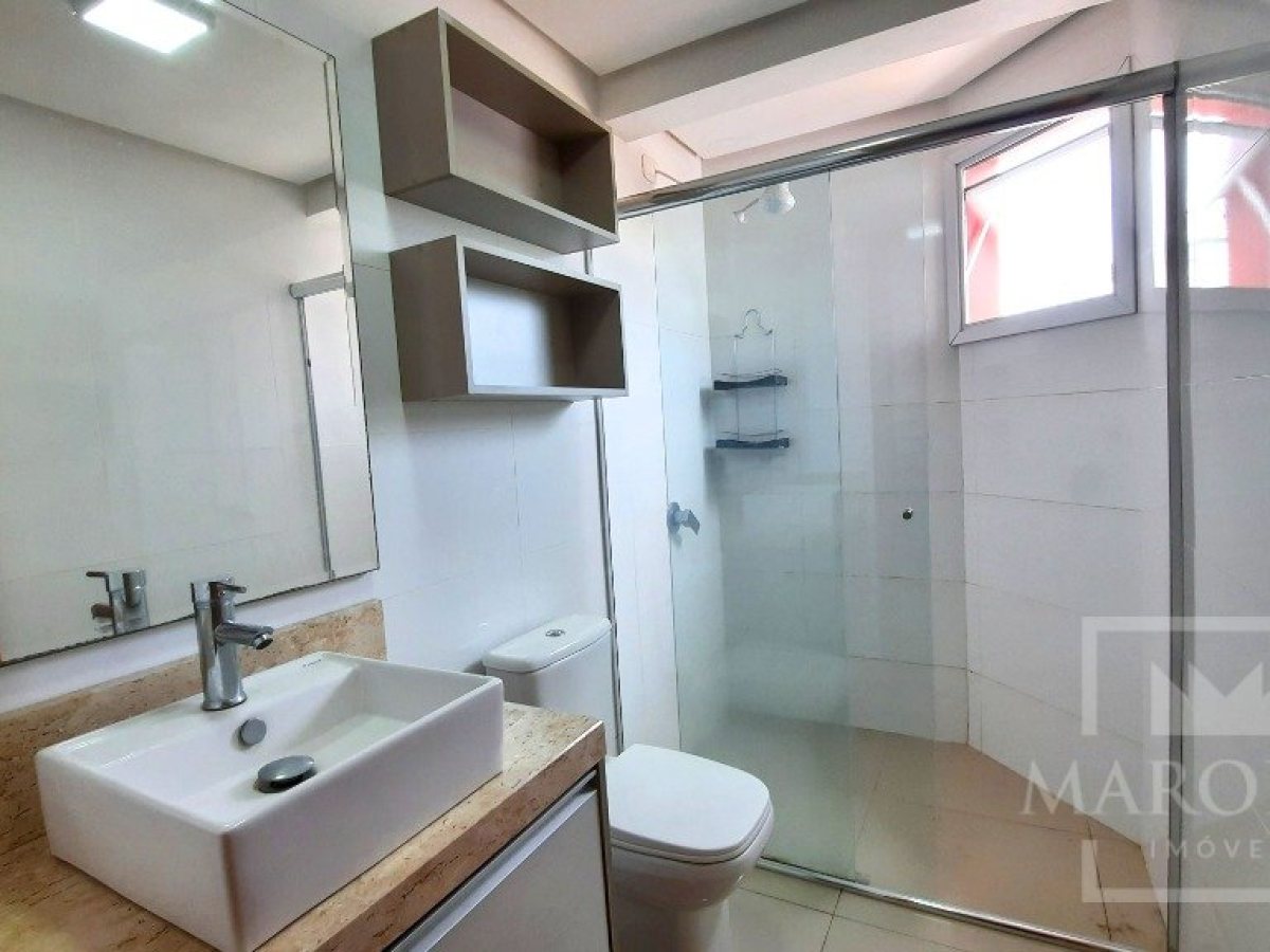 Cobertura com 156m², 3 dormitórios, Nao suíte, 2 vagas, no bairro Centro em Marau