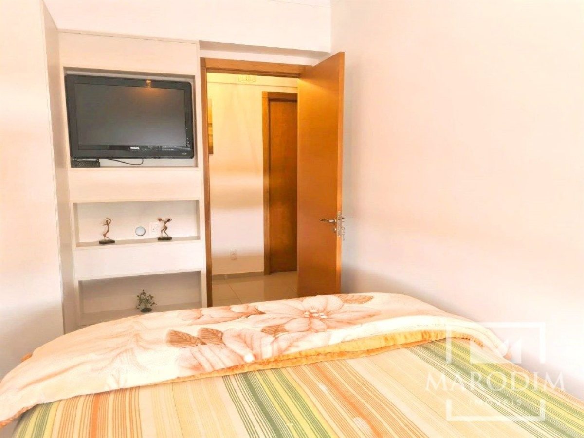 Cobertura com 156m², 3 dormitórios, Nao suíte, 2 vagas, no bairro Centro em Marau