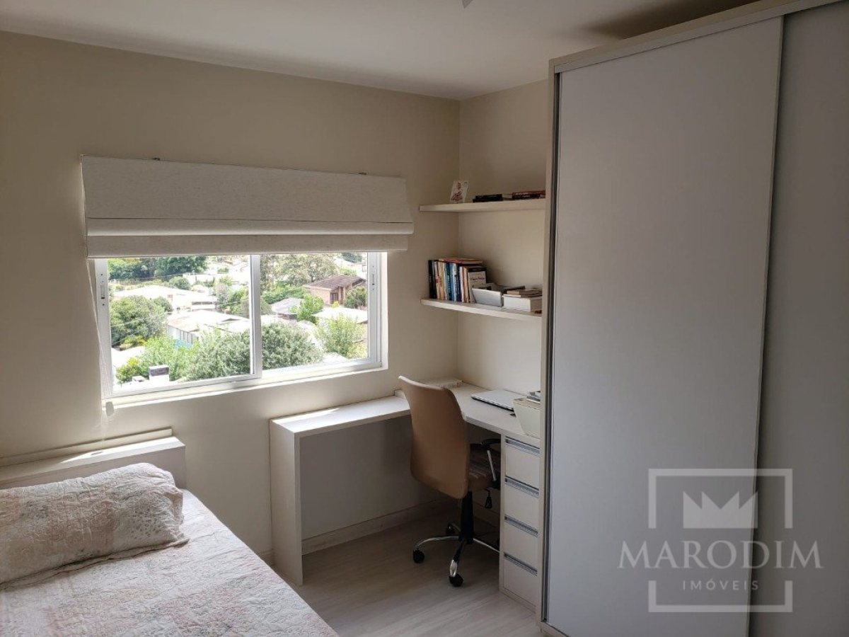 Apartamento com 76m², 2 dormitórios, Nao suíte, 1 vaga, no bairro Centro em Marau