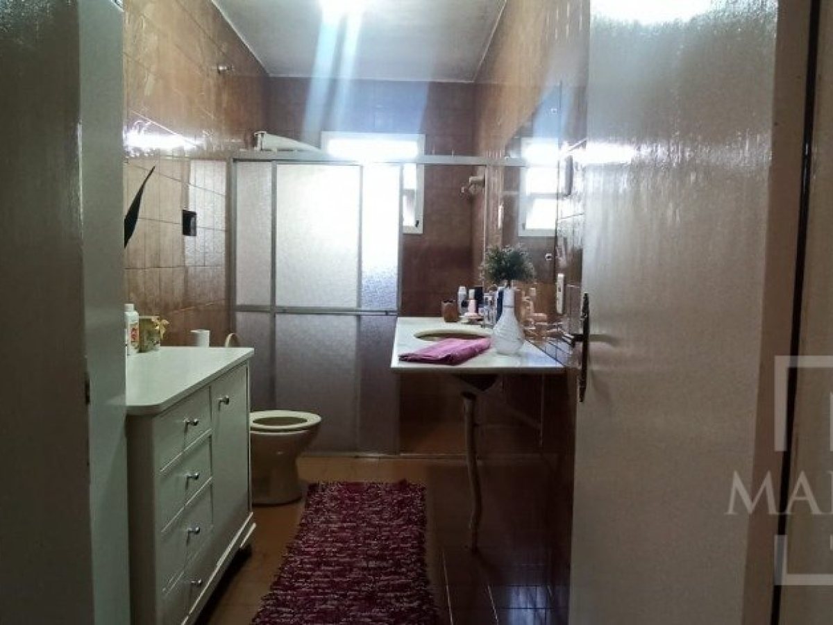 Casa com 261m², 3 dormitórios, Nao suíte, 2 vagas, no bairro Constante Fuga em Marau