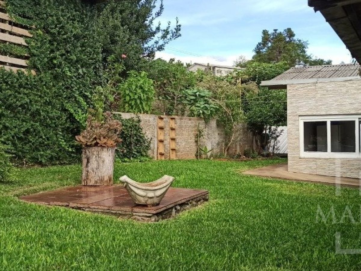 Casa com 261m², 3 dormitórios, Nao suíte, 2 vagas, no bairro Constante Fuga em Marau