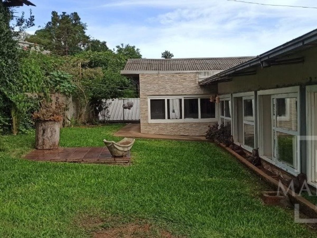 Casa com 261m², 3 dormitórios, Nao suíte, 2 vagas, no bairro Constante Fuga em Marau