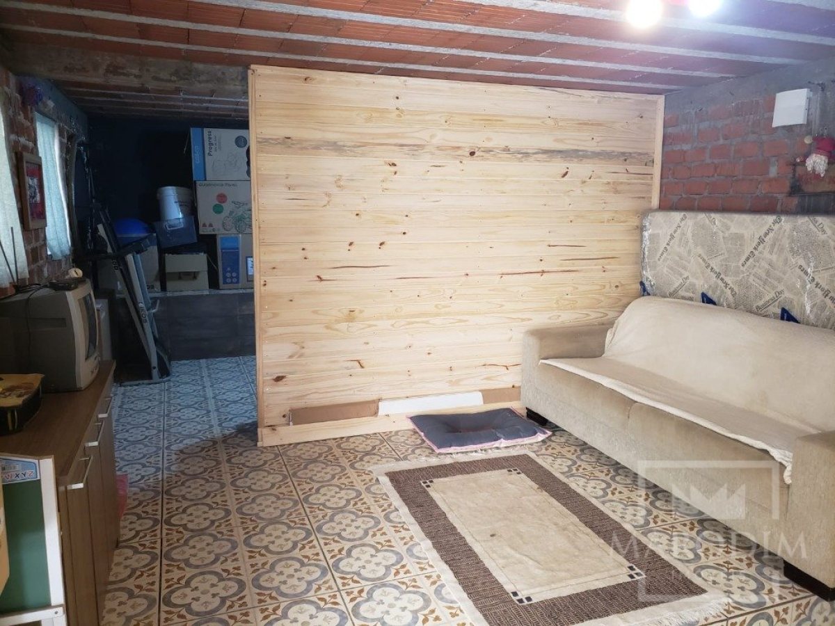 Sobrado com 96m², 2 dormitórios, Nao suíte, 1 vaga, no bairro Santo Expedito em Marau