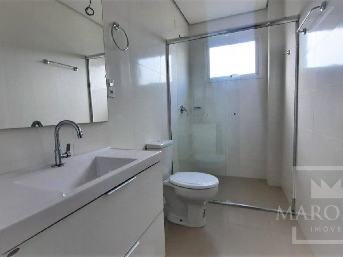 Apartamento com 112m², 2 dormitórios, Nao suíte, 1 vaga, no bairro Centro em Marau