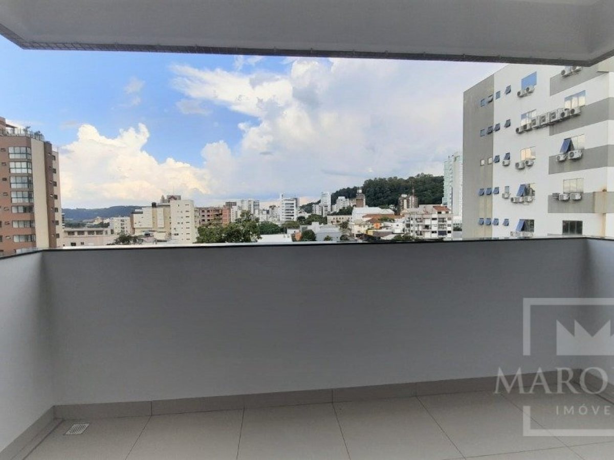 Apartamento com 112m², 2 dormitórios, Nao suíte, 1 vaga, no bairro Centro em Marau