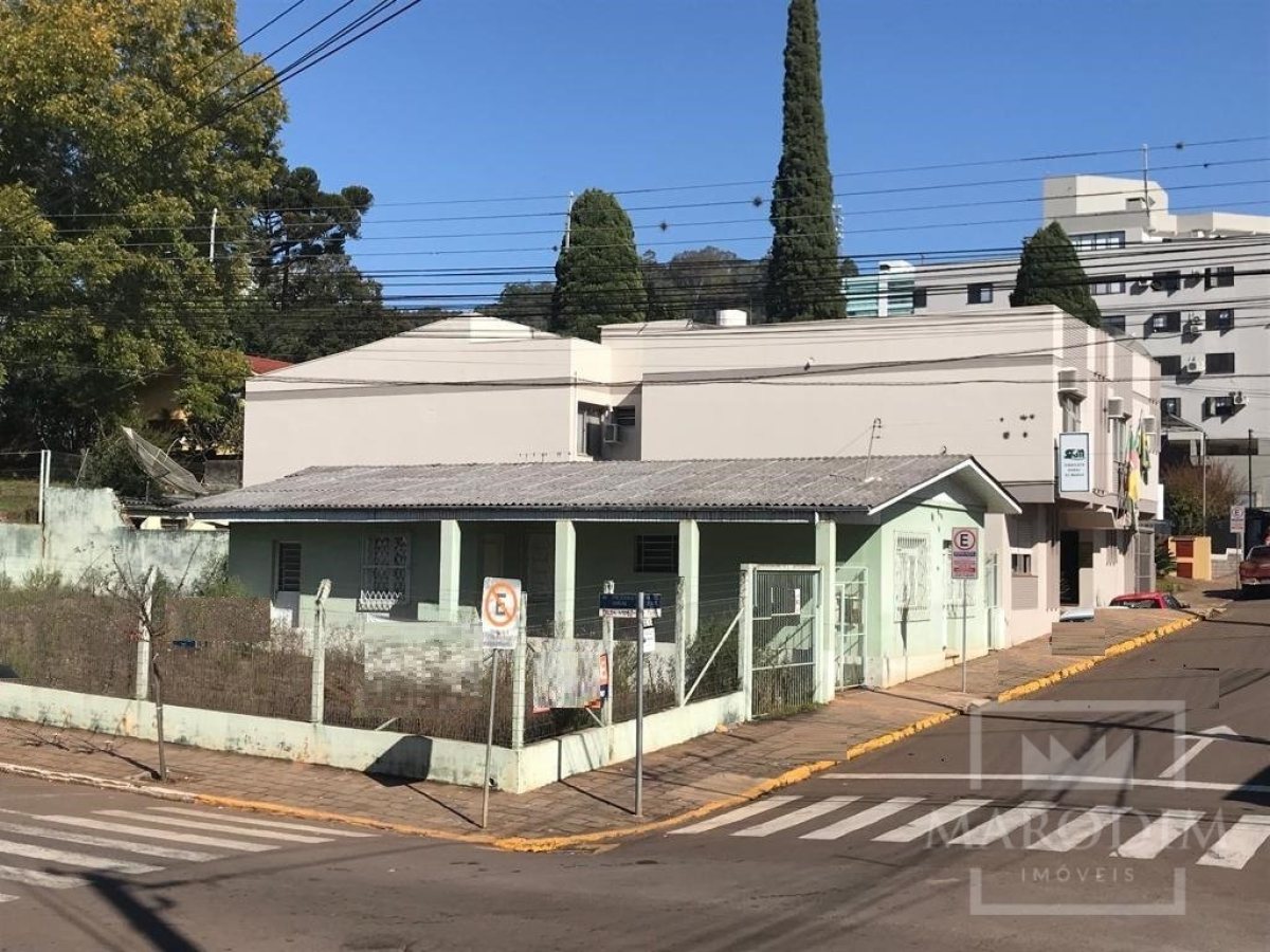 Terreno com 500m², Nao suíte, no bairro Centro em Marau