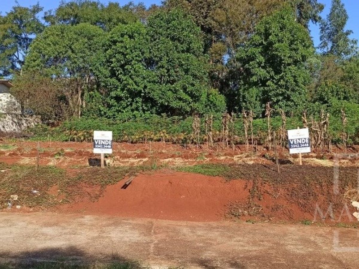 Terreno com 300m², Nao suíte, no bairro Nova Alternativa em Marau