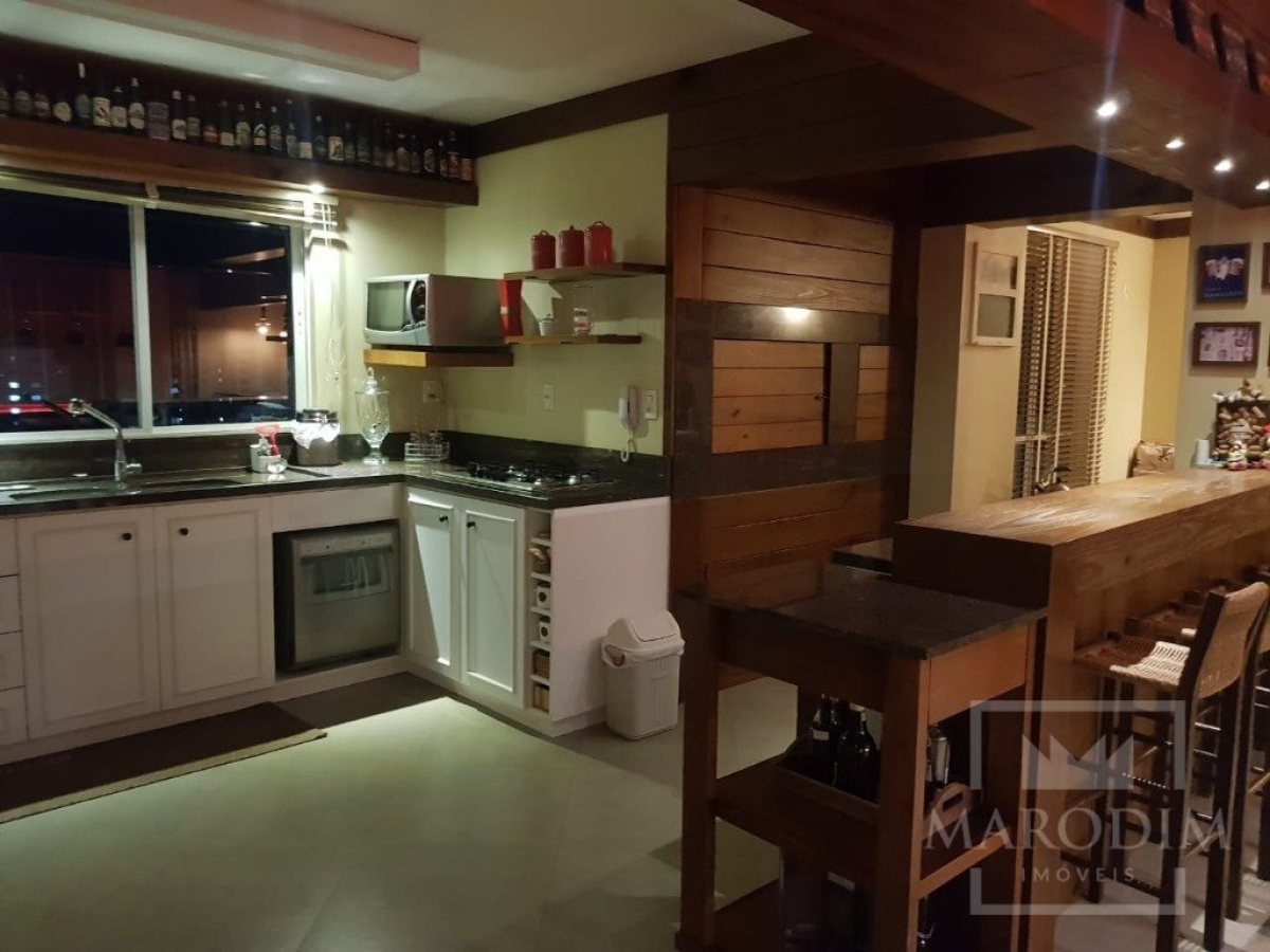 Cobertura com 271m², 2 dormitórios, Sim suíte, 2 vagas, no bairro Centro em Marau