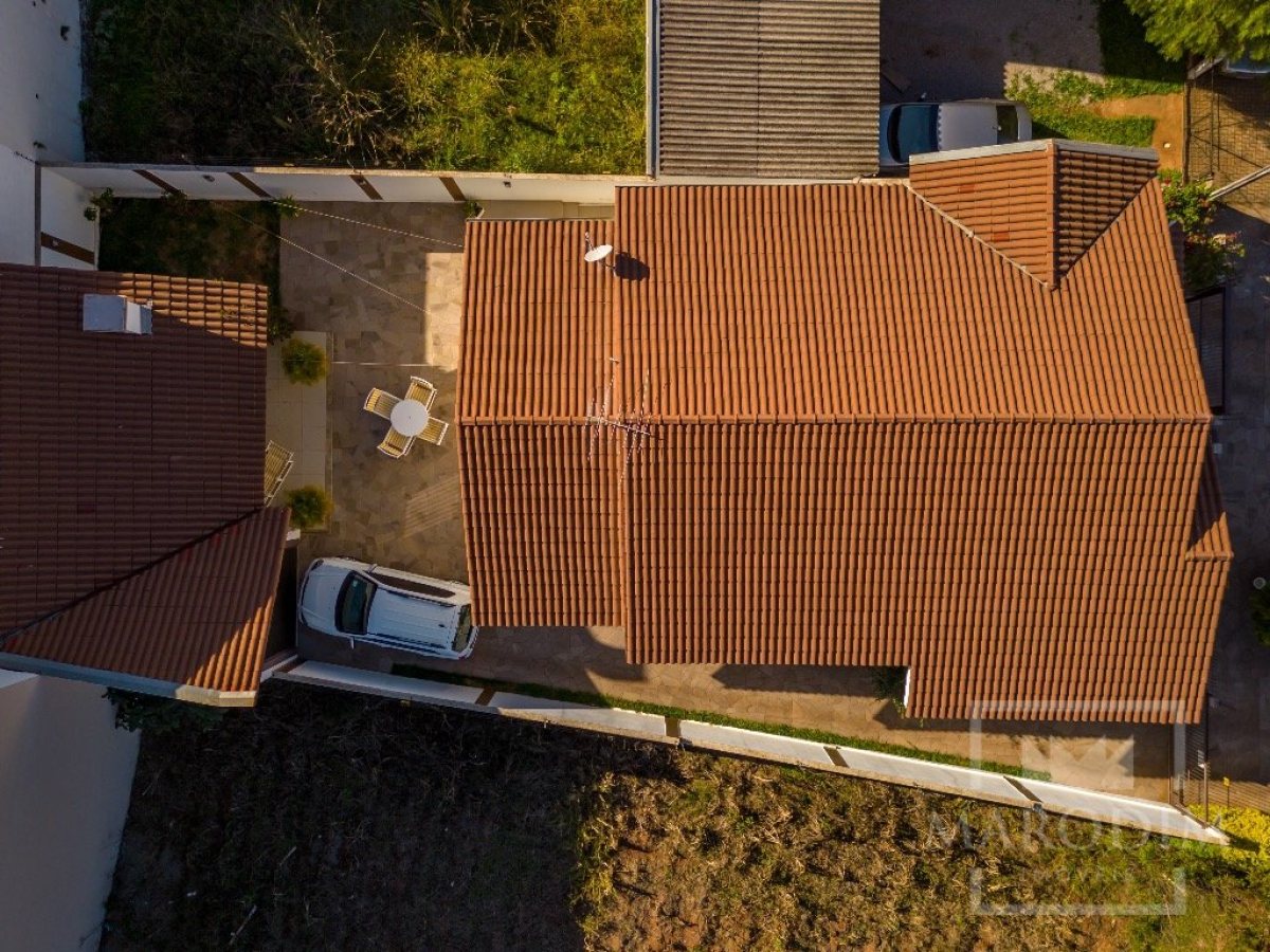 Casa com 290m², 4 dormitórios, Sim suíte, 5 vagas, no bairro Jardim  América em Marau