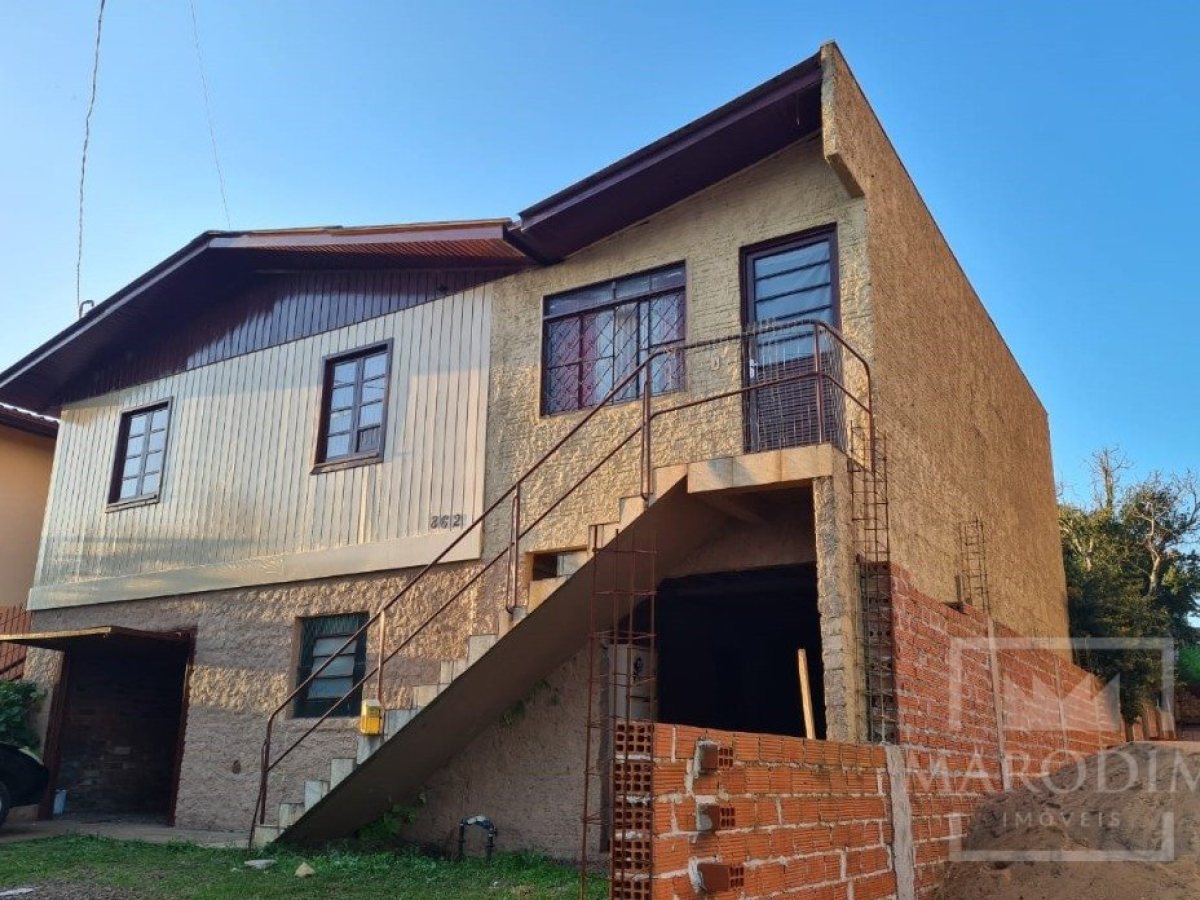 Casa com 192m², 4 dormitórios, Nao suíte, 1 vaga, no bairro Jardim  América em Marau