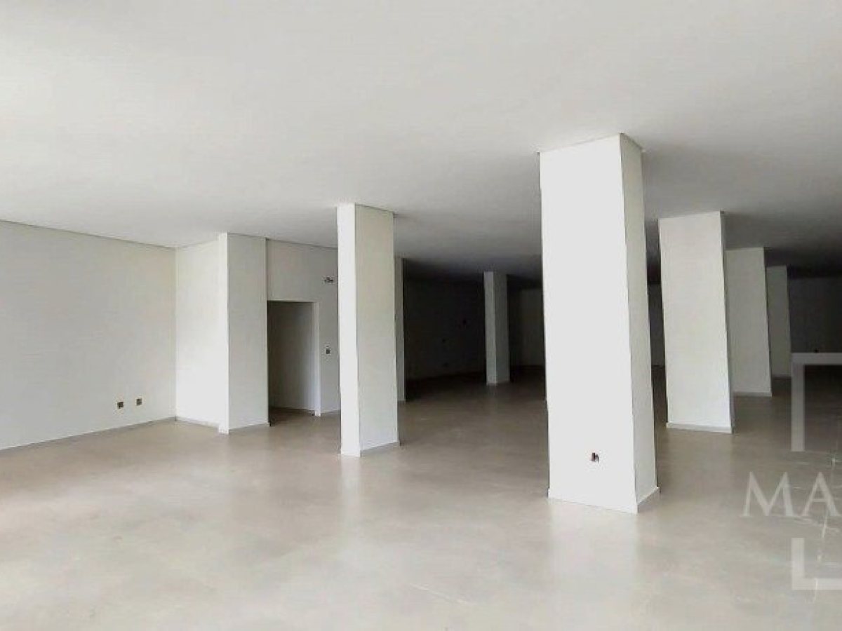 Salas/Conjuntos com 319m², Nao suíte, no bairro Centro em Marau