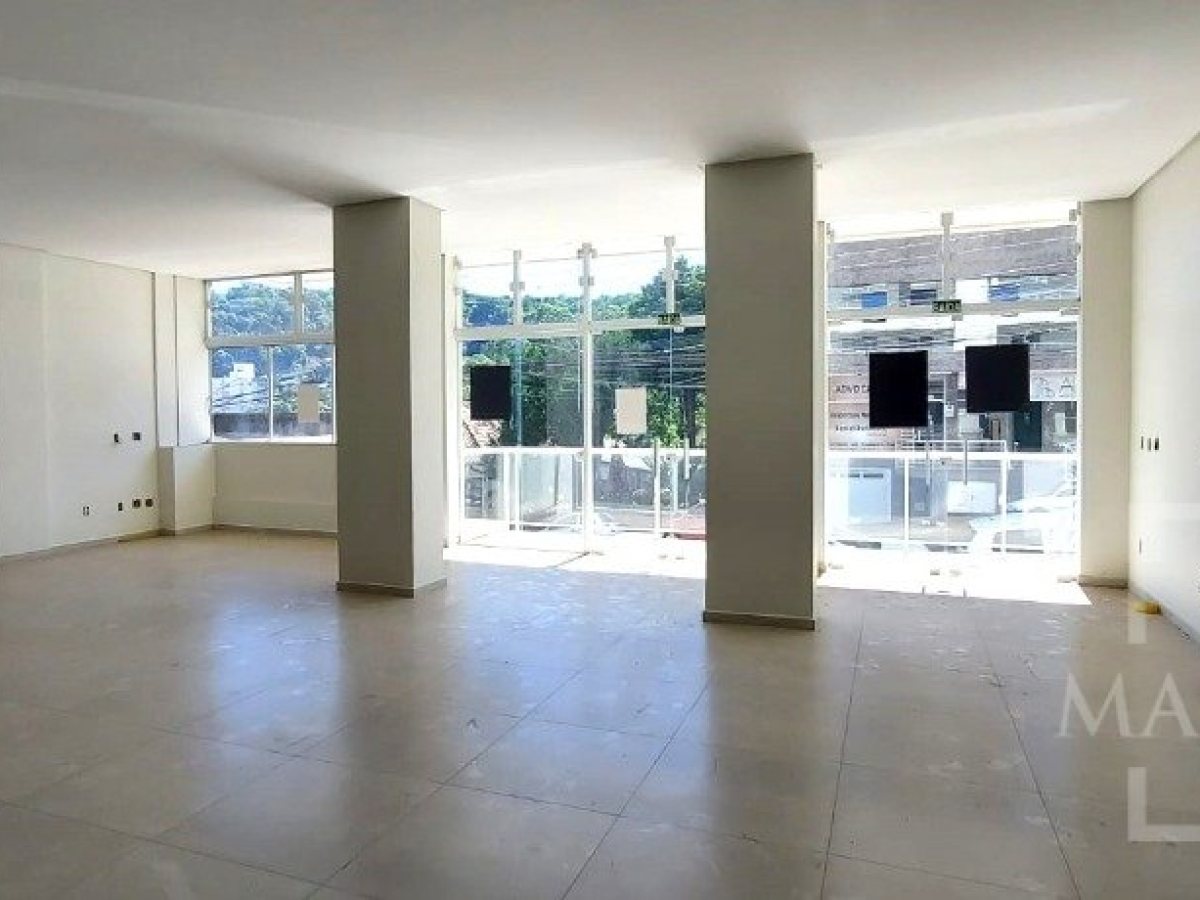 Salas/Conjuntos com 319m², Nao suíte, no bairro Centro em Marau
