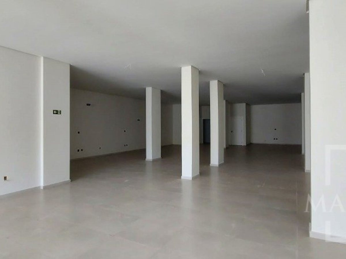 Salas/Conjuntos com 319m², Nao suíte, no bairro Centro em Marau