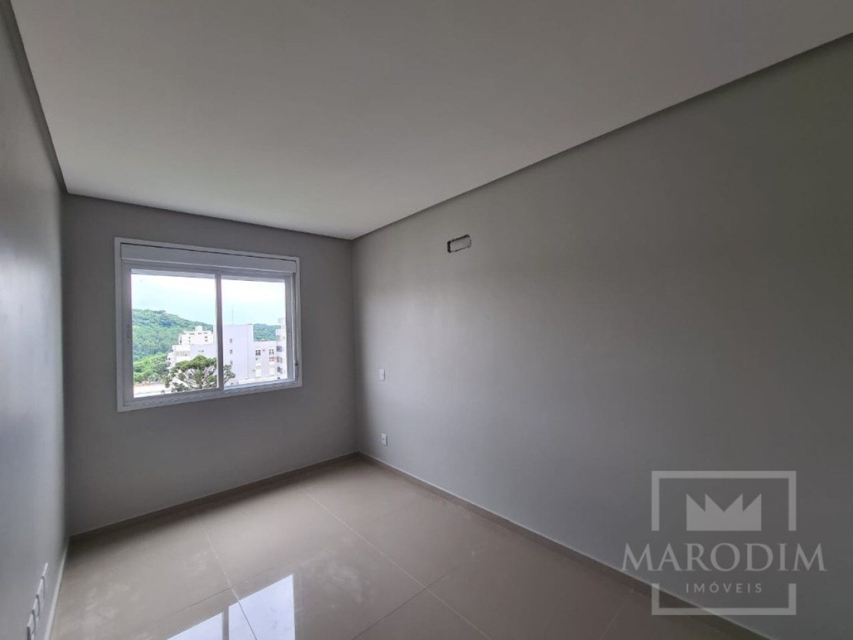 Apartamento com 80m², 2 dormitórios, Sim suíte, 2 vagas, no bairro Centro em Marau