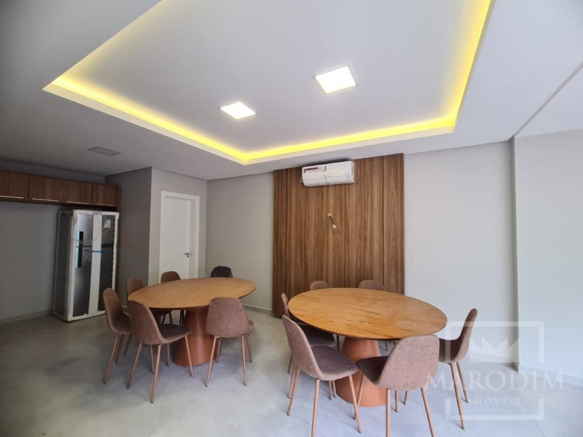 Apartamento com 80m², 2 dormitórios, Sim suíte, 2 vagas, no bairro Centro em Marau