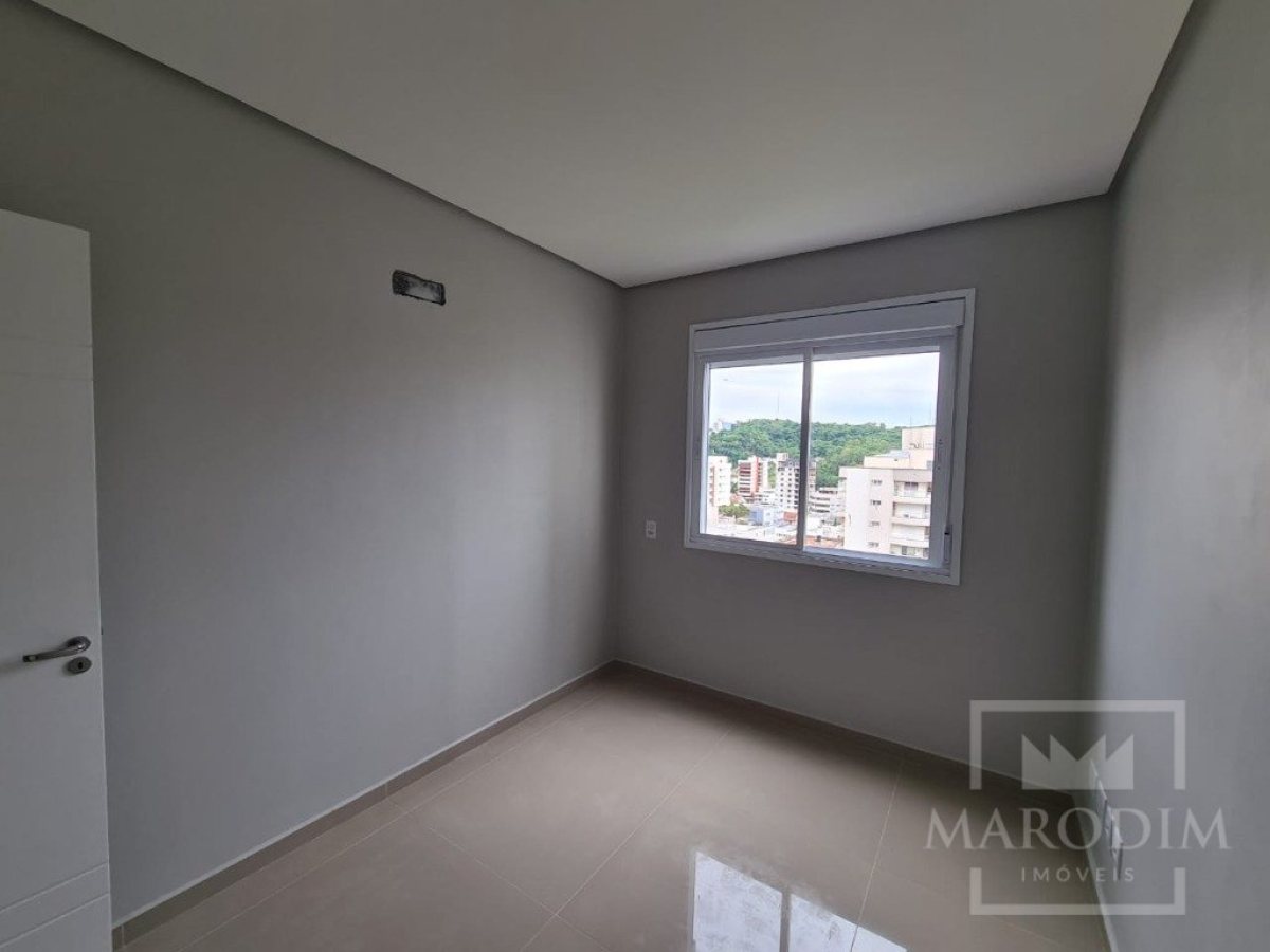 Apartamento com 80m², 2 dormitórios, Sim suíte, 2 vagas, no bairro Centro em Marau