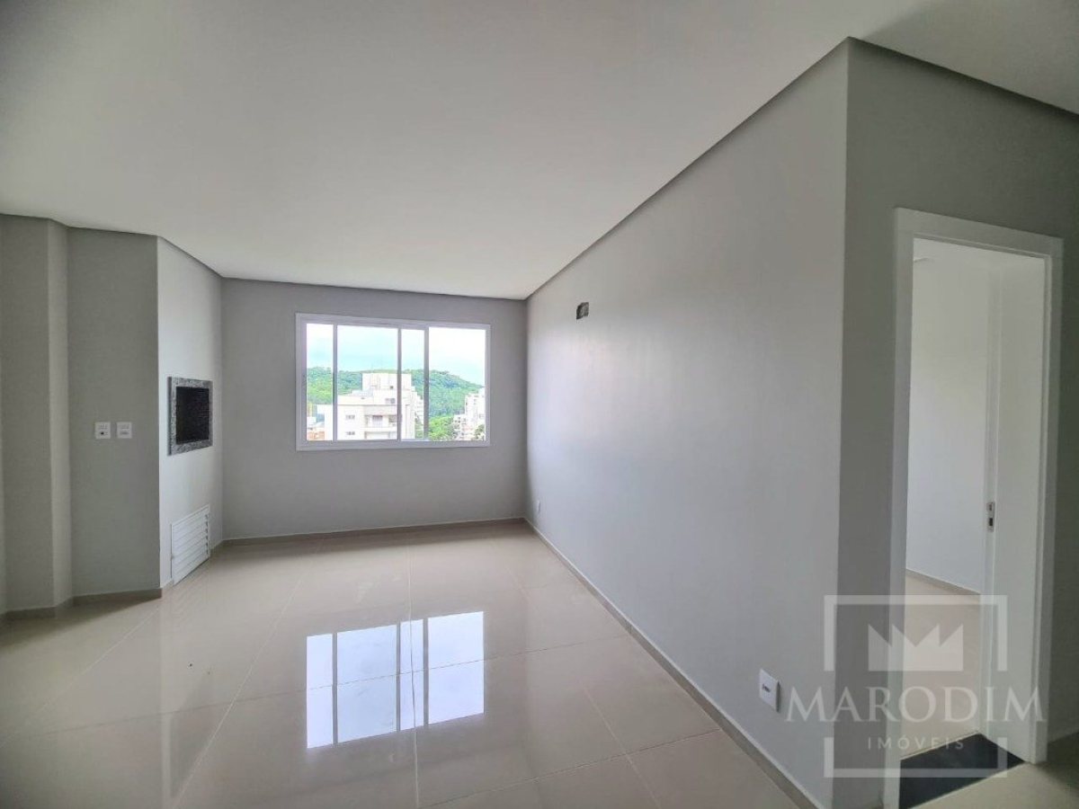 Apartamento com 80m², 2 dormitórios, Sim suíte, 2 vagas, no bairro Centro em Marau